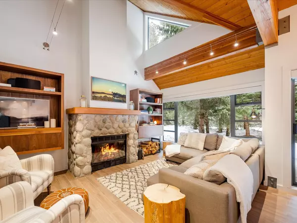 Whistler, BC V8E 0Z4,4632 Montebello PL