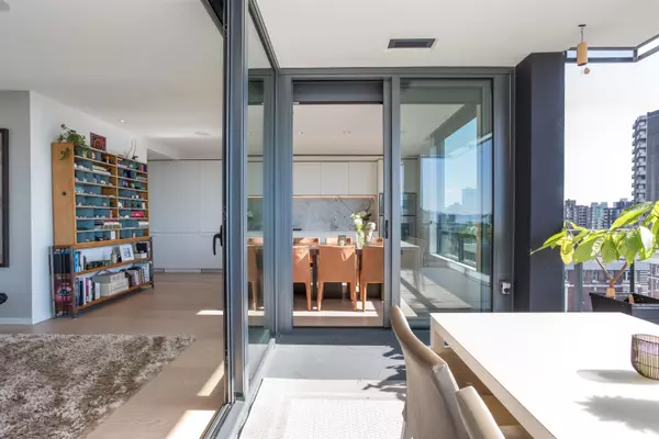 Vancouver, BC V6E 0C9,1171 Jervis ST #1003