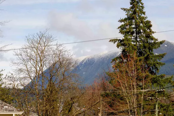 Port Moody, BC V3H 0K2,2133 St. Andrews ST