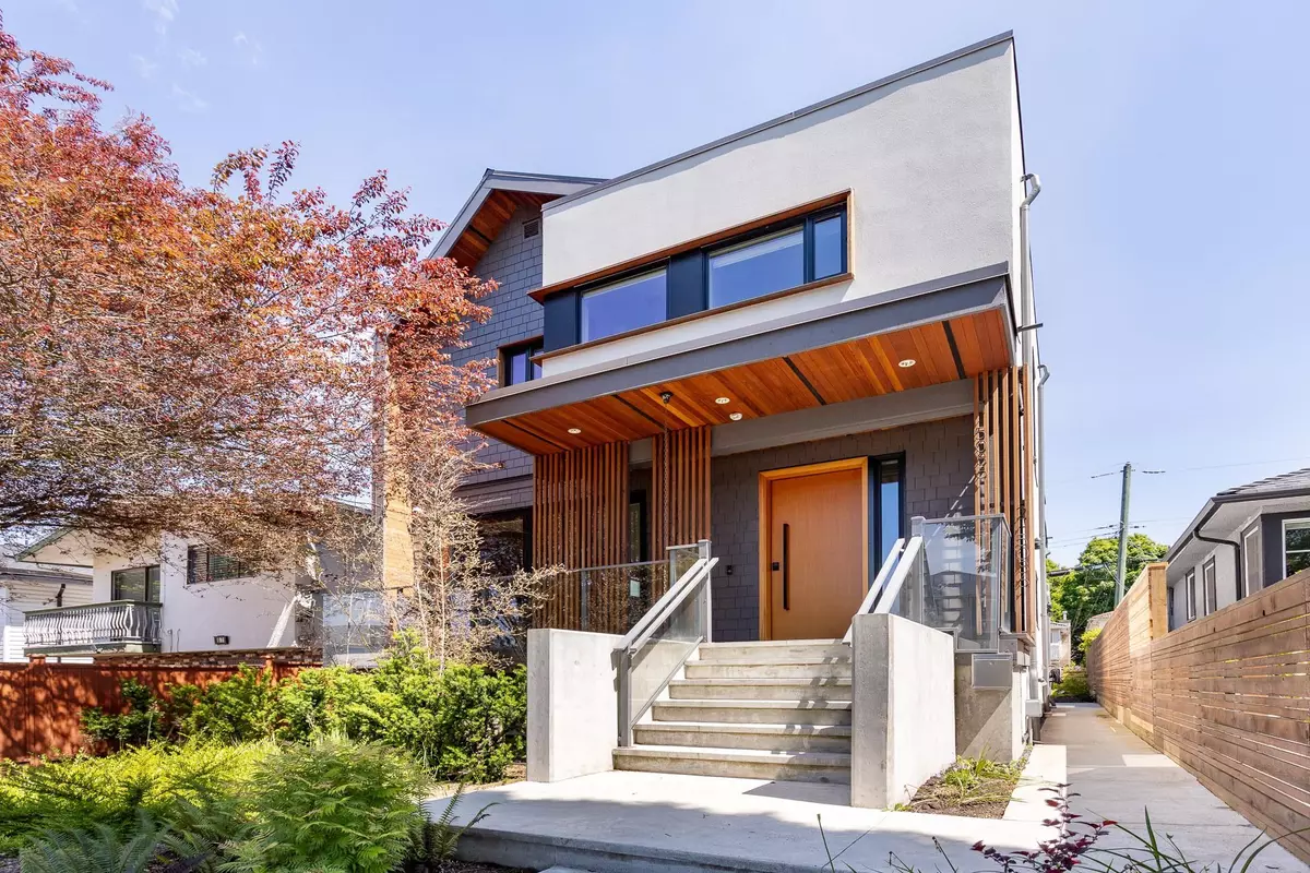 Vancouver, BC V5W 3K5,5086 Ross ST