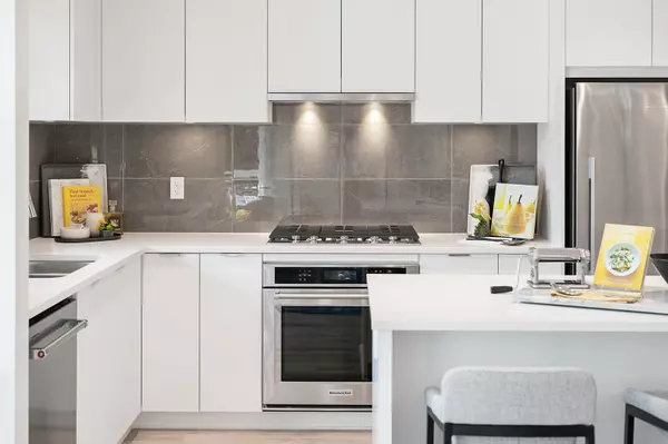 Coquitlam, BC V3J 2S5,629 Cottonwood AVE #413