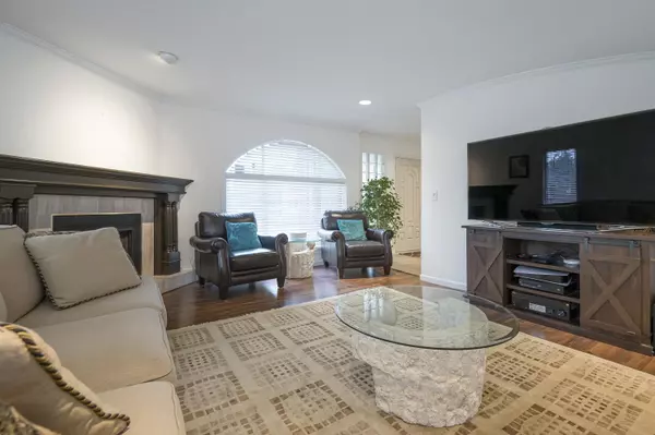 Surrey, BC V3X 3G8,5788 126 ST