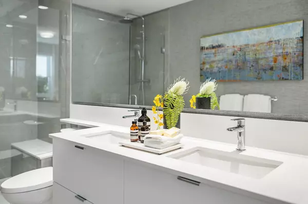 Coquitlam, BC V3J 2S5,625 Cottonwood AVE #406