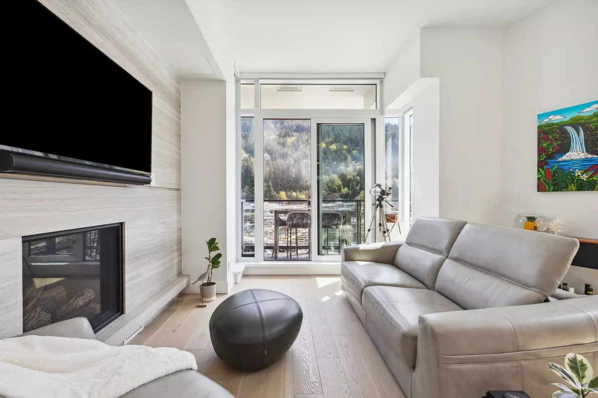 West Vancouver, BC V7W 0A4,6707 Nelson AVE #509