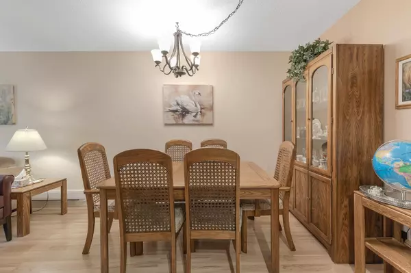 Burnaby, BC V5C 5Z3,4363 Halifax ST #122