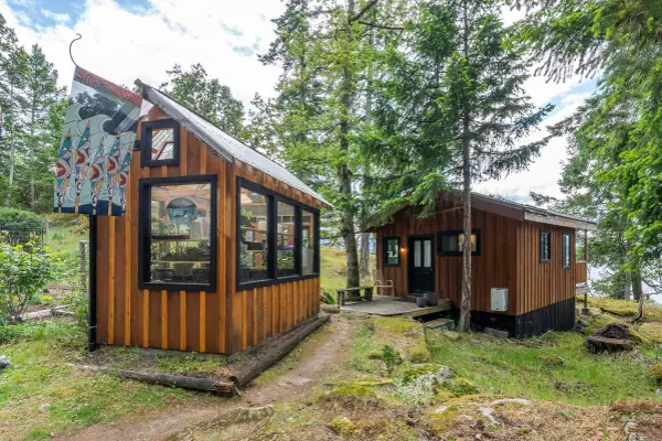 No City Value, BC V0V 0V0,169 Link Bay RD