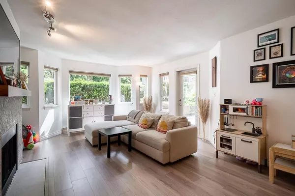 Burnaby, BC V3N 4V8,6707 Southpoint DR #223