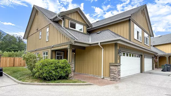 41050 Tantalus RD #3,  Squamish,  BC V8B 0M6