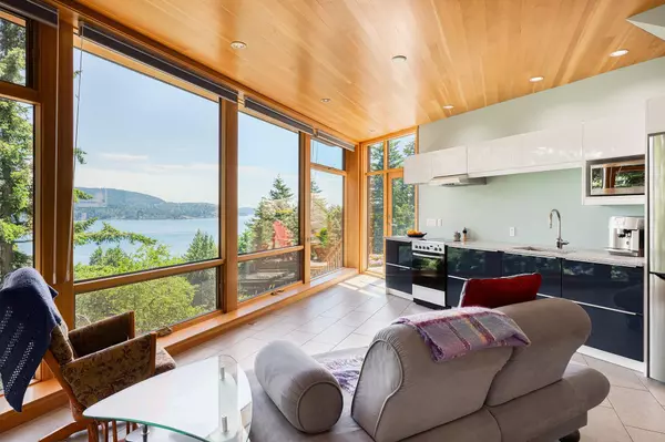 Bowen Island, BC V0N 1G1,256 Jason RD