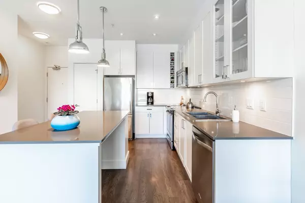 Surrey, BC V3S 6X6,16388 64 AVE #314