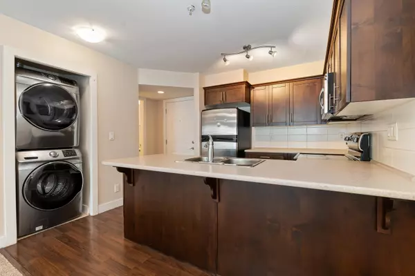 Chilliwack, BC V2P 0B8,9422 Victor ST #203