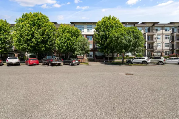 Chilliwack, BC V2P 0B8,9422 Victor ST #203