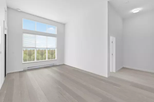 Langley, BC V2Y 4J4,8150 207 ST #C607