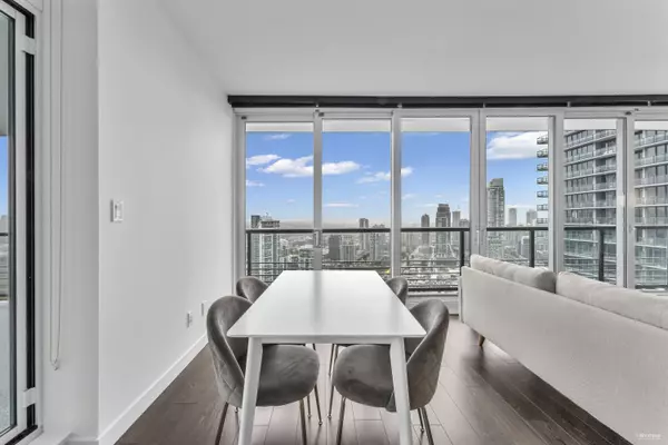 Burnaby, BC V5C 0M9,4730 Lougheed HWY #3402