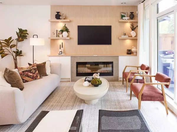 Maple Ridge, BC V4R 2S9,23697 Fern CRES #8