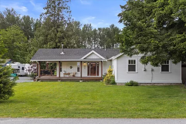 Yarrow, BC V2R 4R5,42915 Lumsden RD
