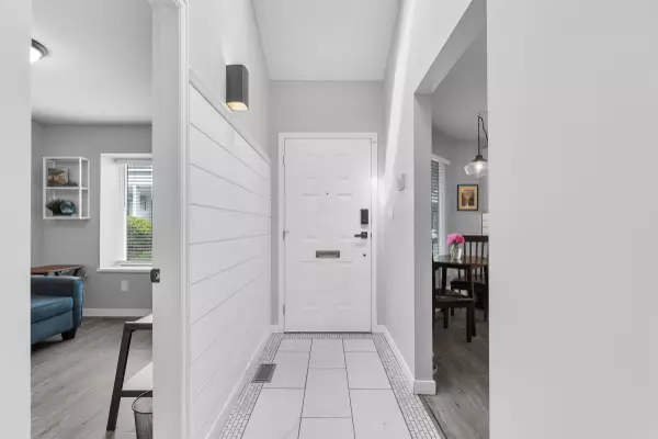 Abbotsford, BC V2S 7X9,2989 Trafalgar ST #17