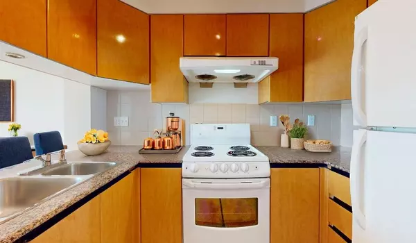 Vancouver, BC V6Z 2X4,1189 Howe ST #2007