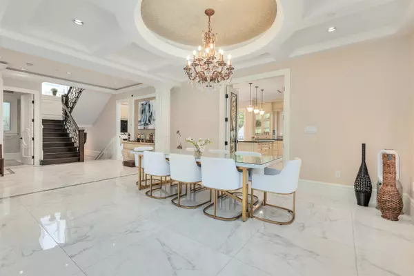 Vancouver, BC V6H 2B2,1335 W 26th AVE