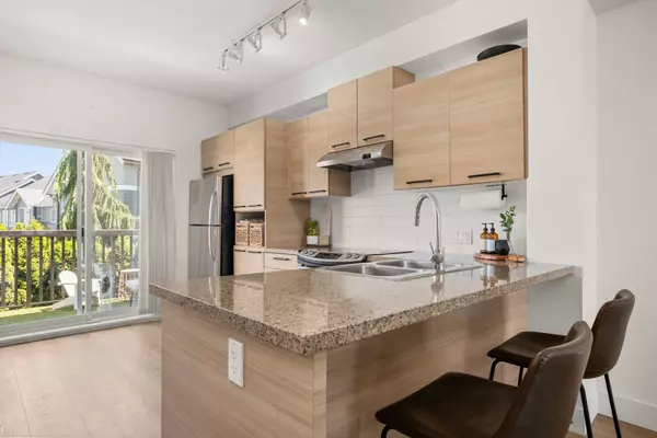 Langley, BC V2Y 0K1,7938 209 ST #74