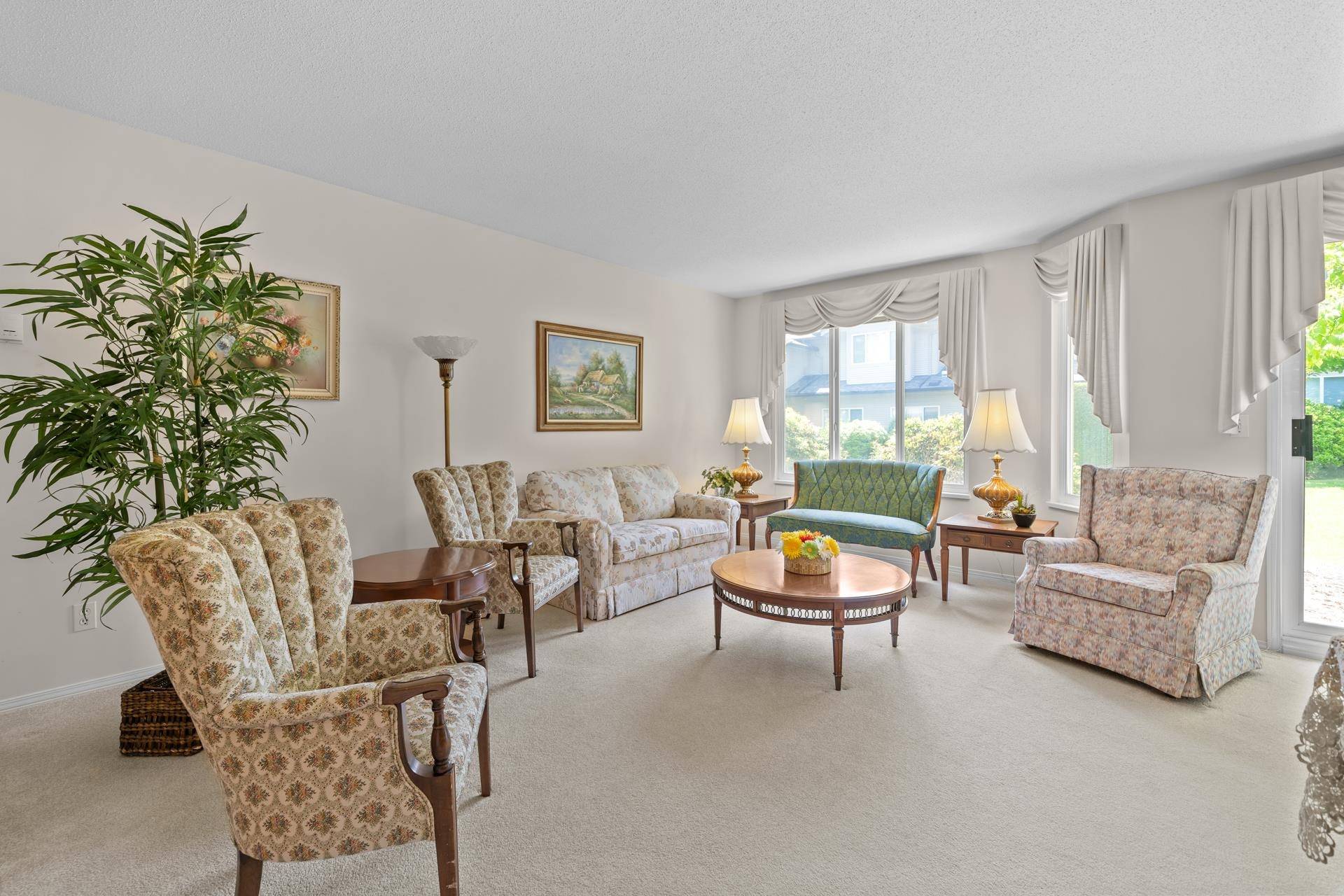 Surrey, BC V3W 0R8,13888 70 AVE #171