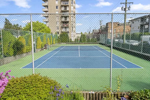 Vancouver, BC V6K 1J2,2370 W 2nd AVE #1003