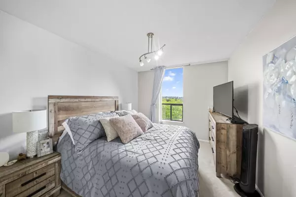 Vancouver, BC V6K 1J2,2370 W 2nd AVE #1003