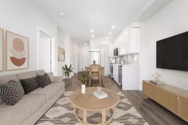 Surrey, BC V3R 0G8,10838 Whalley BLVD #322