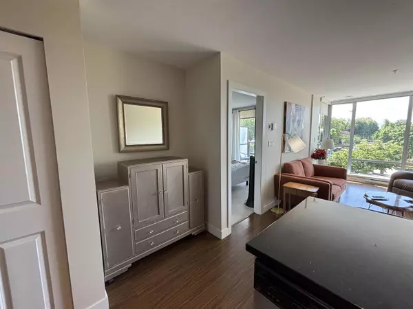 Pitt Meadows, BC V3Y 0C8,12069 Harris RD #306