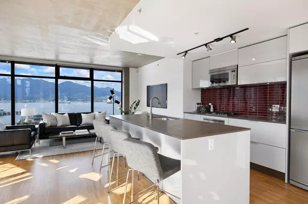 Vancouver, BC V6B 0E6,128 W Cordova ST #1610