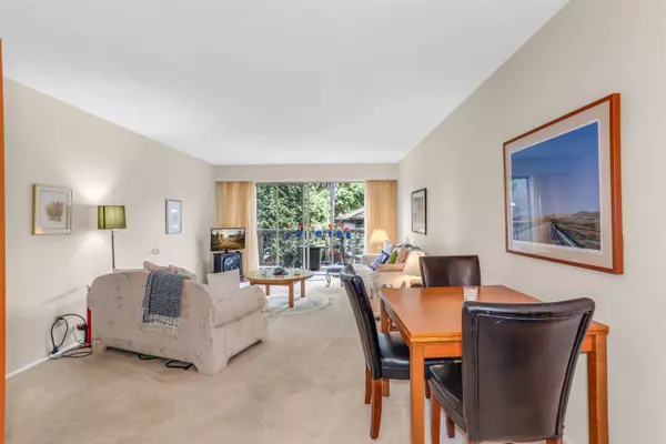 West Vancouver, BC V7T 1L5,235 Keith RD #1214