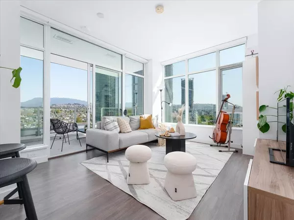 Burnaby, BC V5C 0M2,2351 Beta AVE #2404