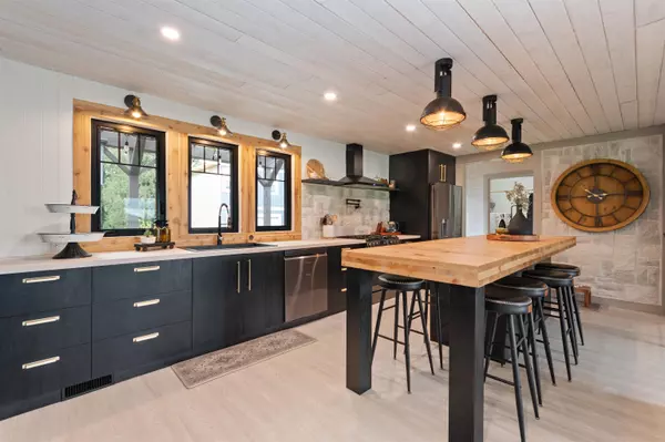 Rosedale, BC V0X 1X2,10451 Mcgrath RD