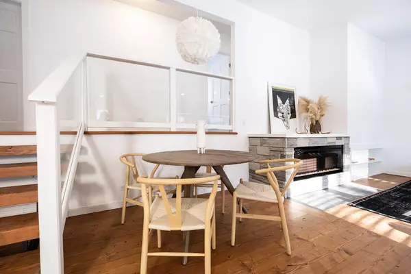 Halfmoon Bay, BC V7Z 1C3,5758 Sargeant Bay Heights RD