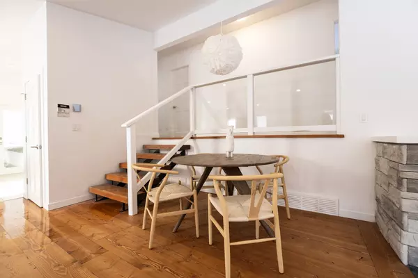 Halfmoon Bay, BC V7Z 1C3,5758 Sargeant Bay Heights RD