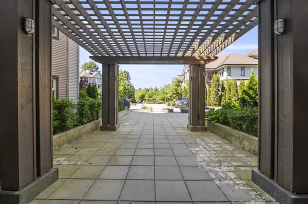 Langley, BC V4W 3M5,27358 32 AVE #367