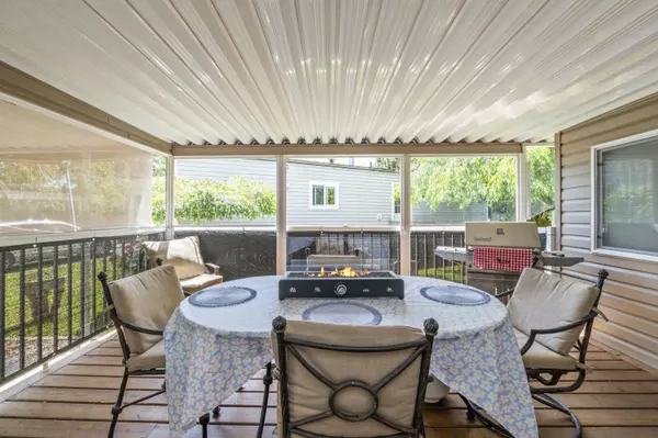 Surrey, BC V4A 4X4,1840 160 ST #158