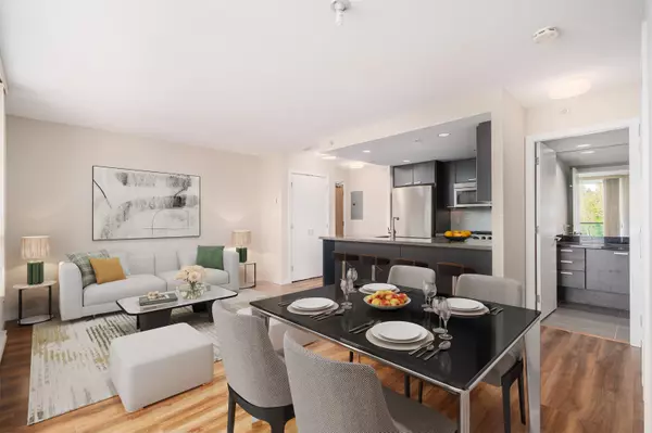 2200 Douglas RD #801,  Burnaby,  BC V5C 0G8