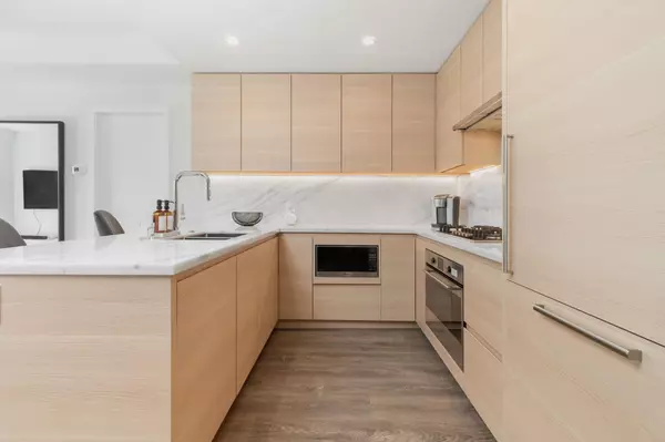 Port Moody, BC V3H 0M2,308 Morrissey RD #1008