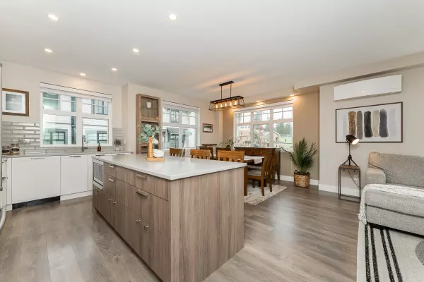 Coquitlam, BC V3E 0N9,1290 Mitchell ST #120