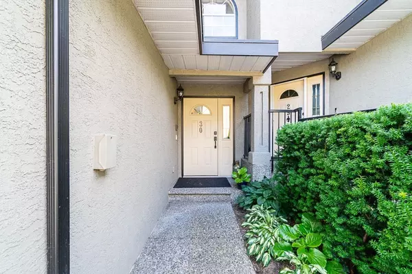 Maple Ridge, BC V2X 0X6,22488 116 AVE #30