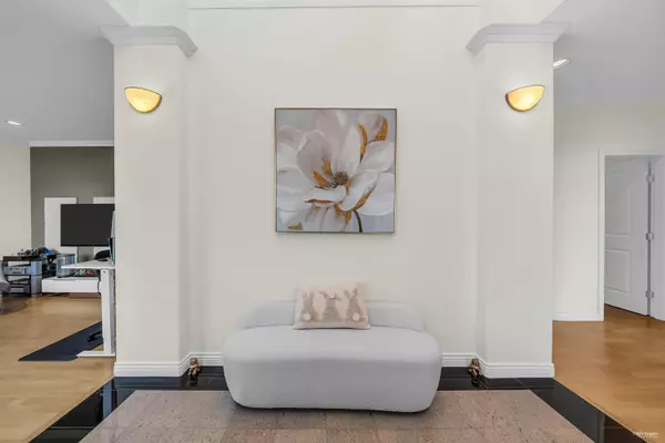 Burnaby, BC V5G 2K2,4288 Gilpin CRES