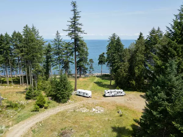 Galiano Island, BC V0N 1P0,1656 W Sticks Allison RD