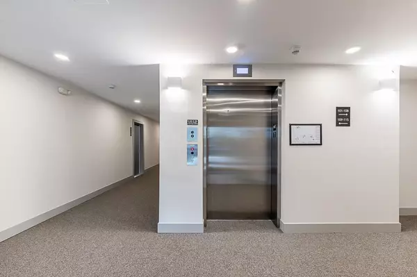 Langley, BC V2Y 1T9,20282 72b AVE #115