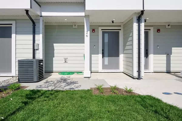 New Westminster, BC V3M 6S1,1115 Roma AVE #26