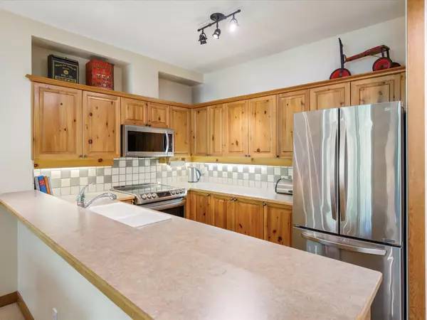 Whistler, BC V8E 0Z2,4668 Blackcomb WAY #3