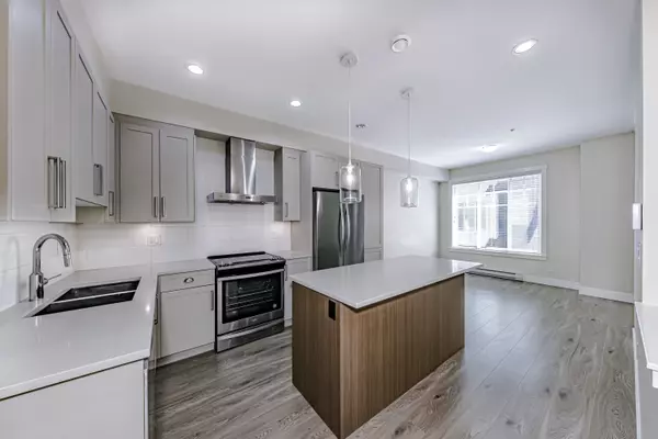 Langley, BC V2Y 0V1,20498 82 AVE #29