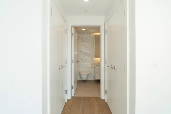 Burnaby, BC V5H 0K2,6000 Mckay AVE #3402