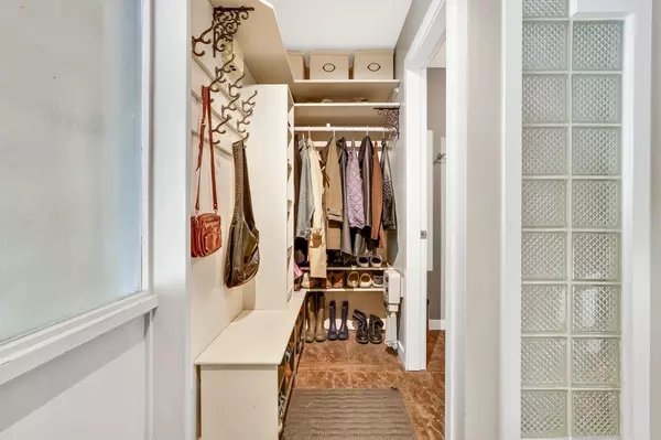 Port Moody, BC V3H 3W2,226 Cornell WAY