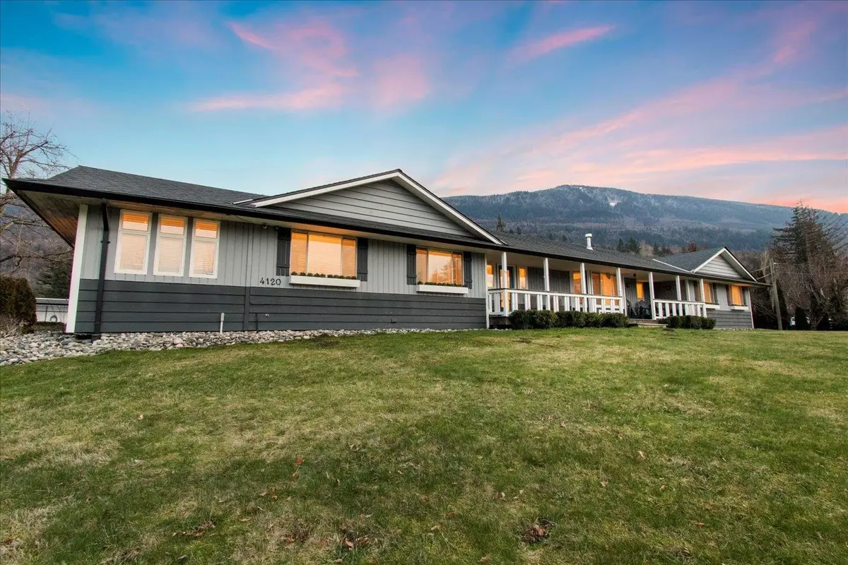 Yarrow, BC V2R 5J6,4120 Eckert ST